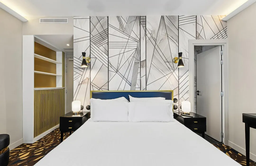 Hotel Mondial-1