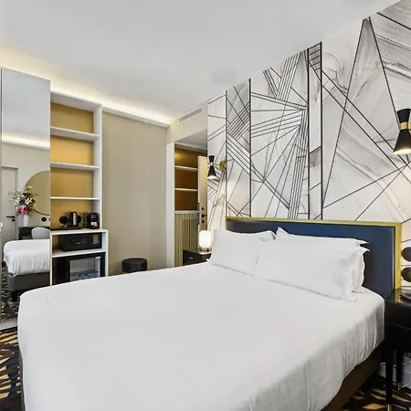 Hotel Mondial-2