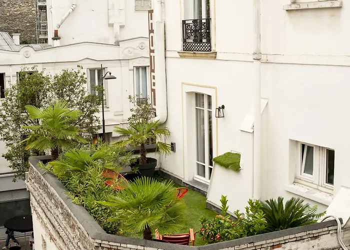 Hotel Des Batignolles Parijs